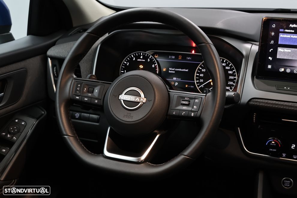 Nissan Qashqai 1.3 DIG-T Acenta Xtronic - 17