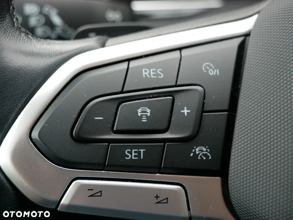 Volkswagen Passat 2.0 TDI EVO Business DSG - 30