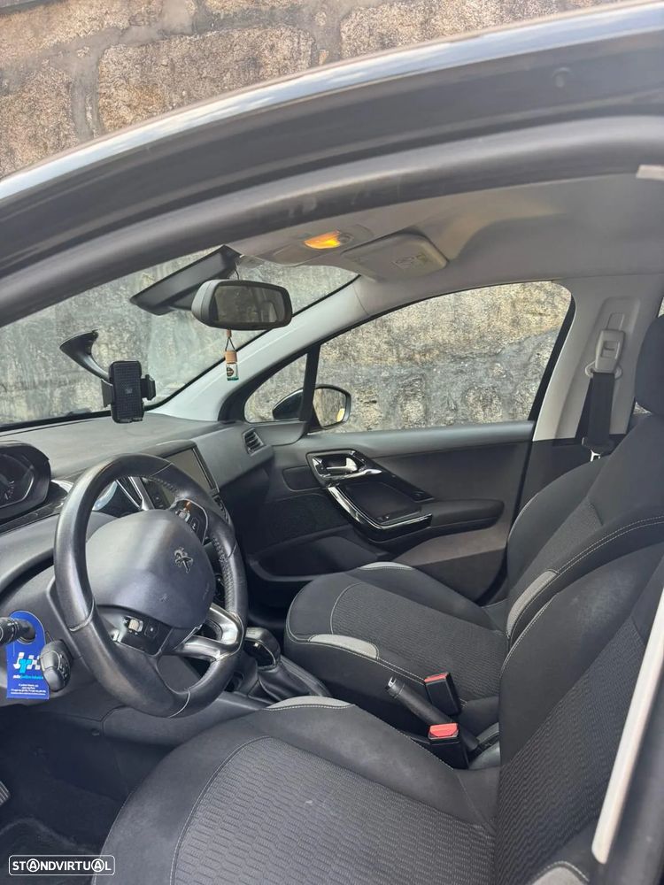 Peugeot 208 1.6 BlueHDi Access - 5