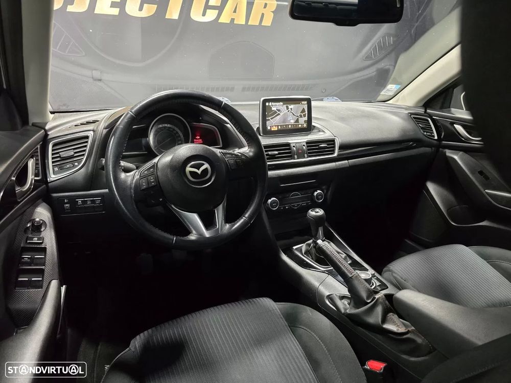 Mazda 3 Hatchback 1.5 Sky-D Evolve HS Navi - 3