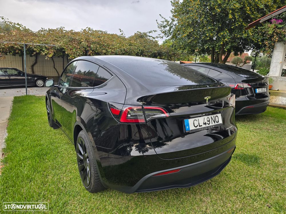 Tesla Model Y Long Range Dual Motor AWD - 4
