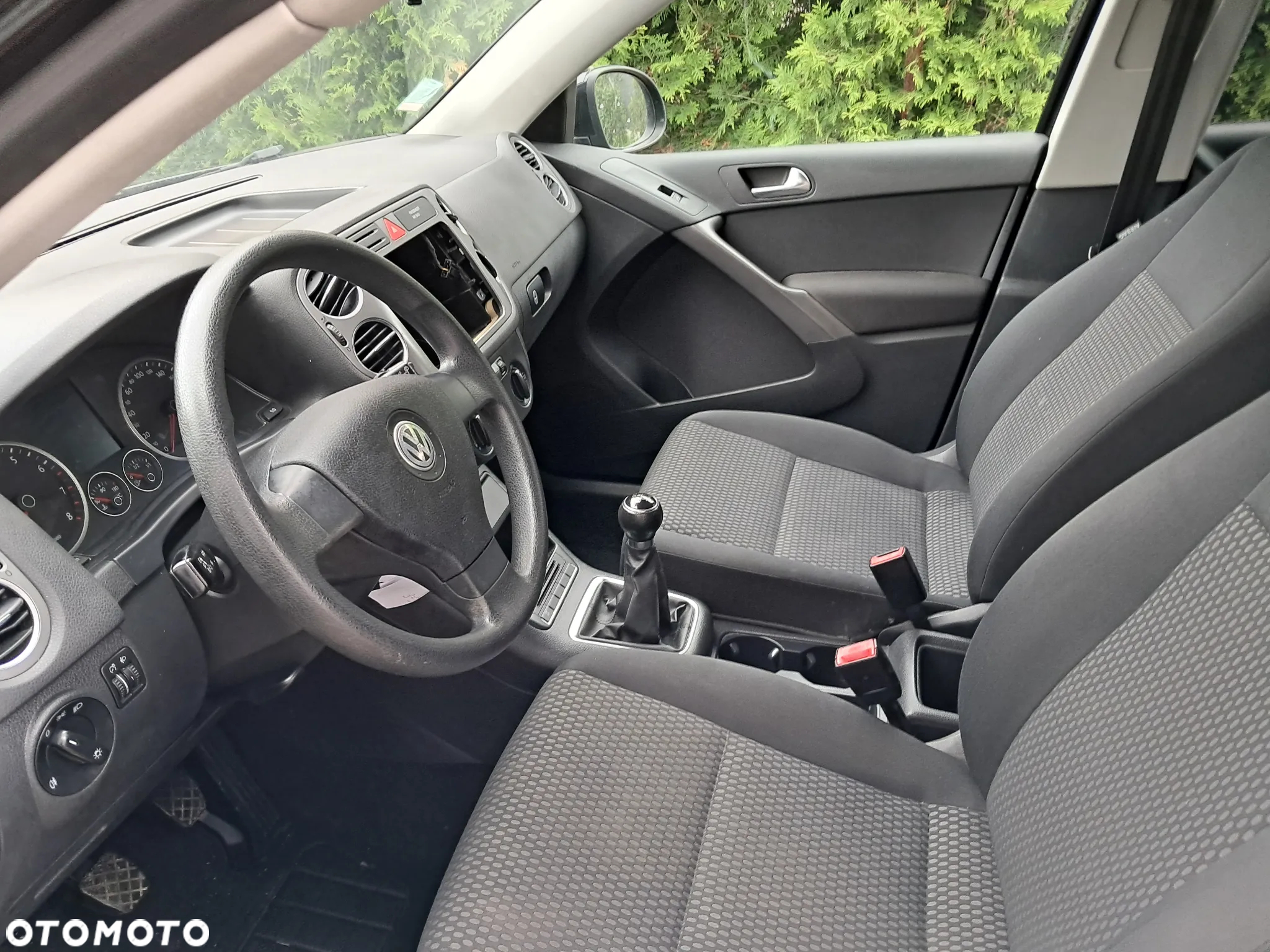 Volkswagen Tiguan - 17
