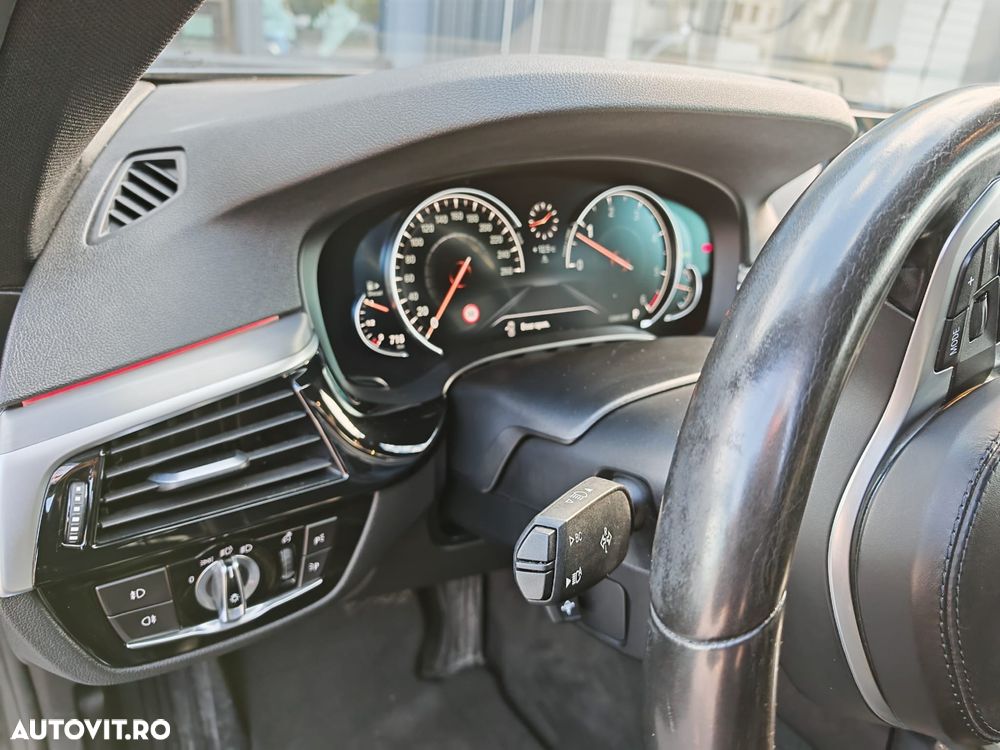 BMW Seria 5 530d xDrive Aut. - 6
