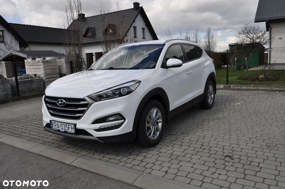 Hyundai Tucson 1.7 CRDI BlueDrive Comfort 2WD - 2
