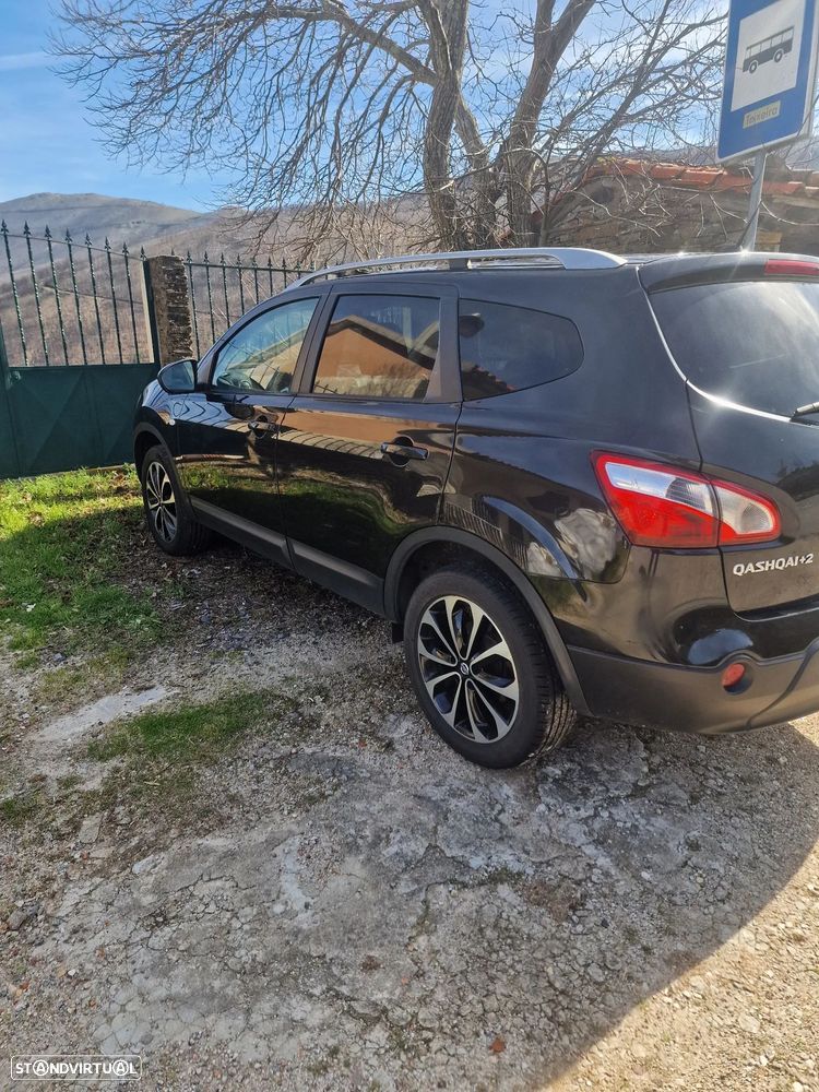Nissan Qashqai +2 - 11