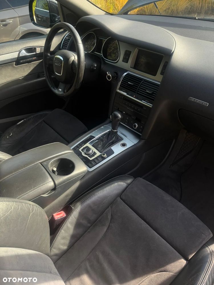 Audi Q7 3.0 TDI Quattro Tiptronic - 27