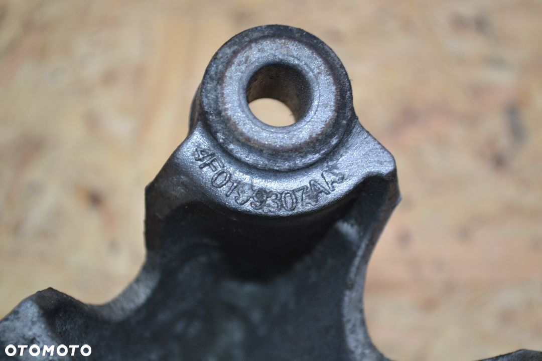 AUDI A6 C6 2,7 3,0 TDI ŁAPA WSPORNIK MOCOWANIE SILNIKA 4F0199307AA - 5