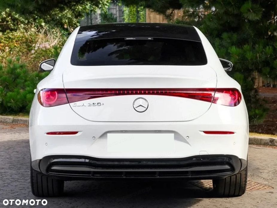 Mercedes-Benz CLA - 5