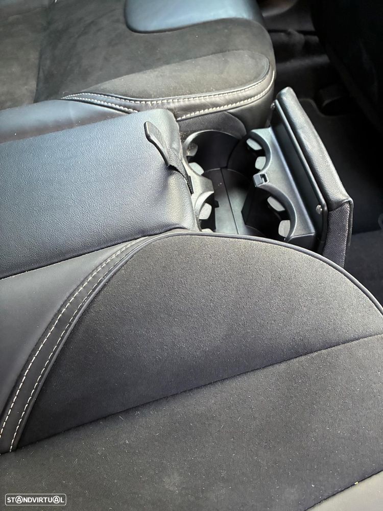 Volvo V40 2.0 D2 R-Design - 46