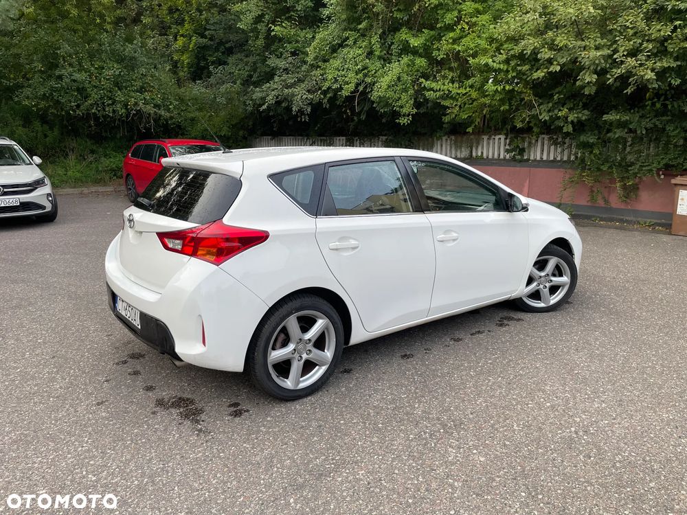 Toyota Auris 1.6 Valvematic Comfort - 8