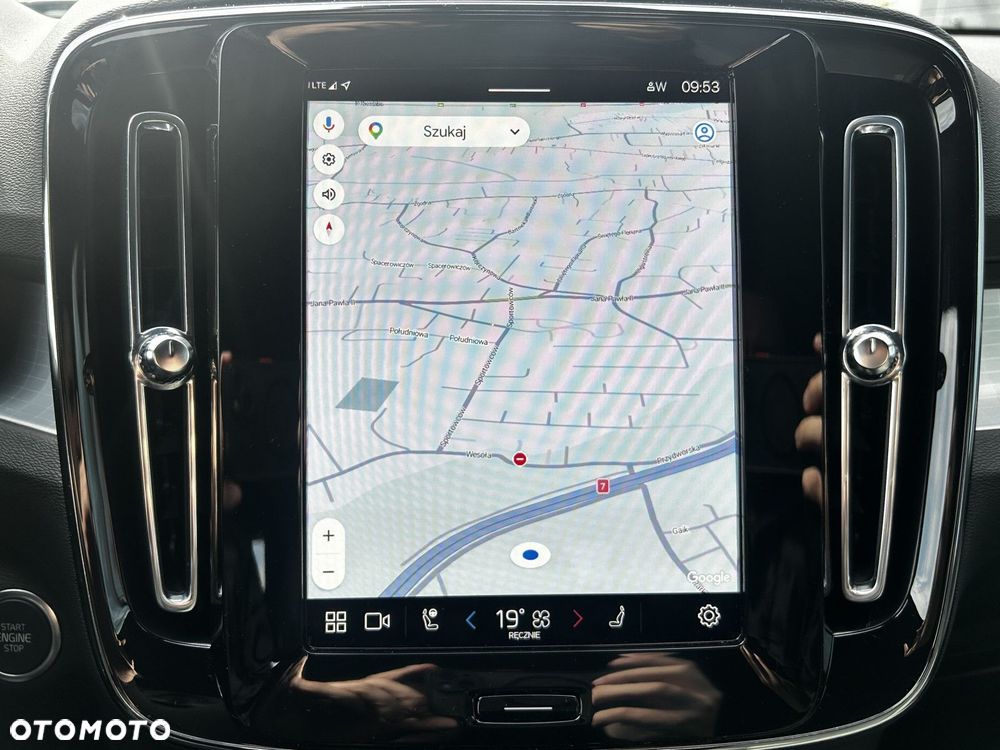 Volvo XC 40 - 28