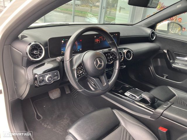 Mercedes-Benz A 180 Limousine d Progressive Aut. - 14