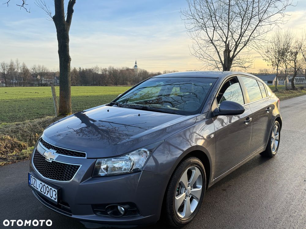 Chevrolet Cruze 1.7 D LT+ Premium - 1