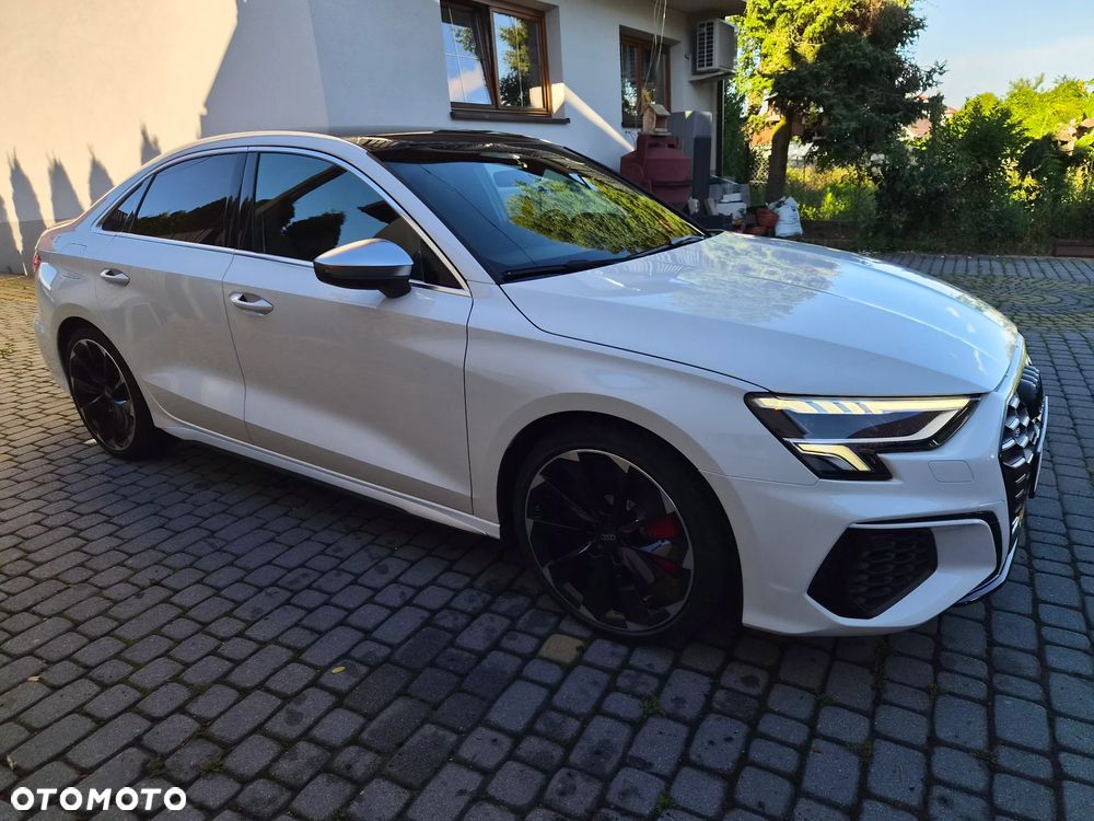 Audi S3 S tronic - 11
