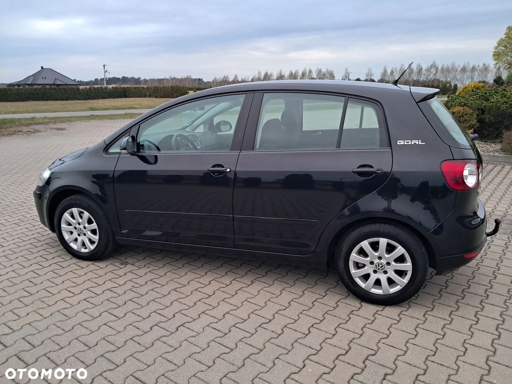 Volkswagen Golf Plus - 15