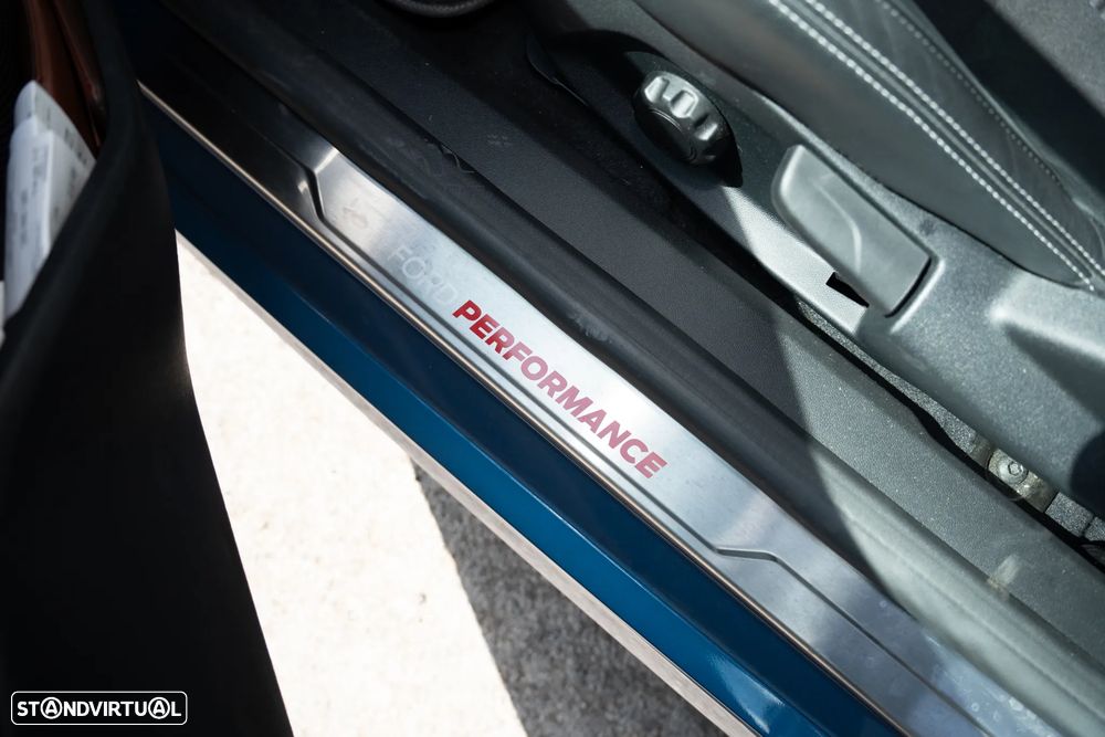 Ford Fiesta 1.5 EcoBoost S&S ST X - 33