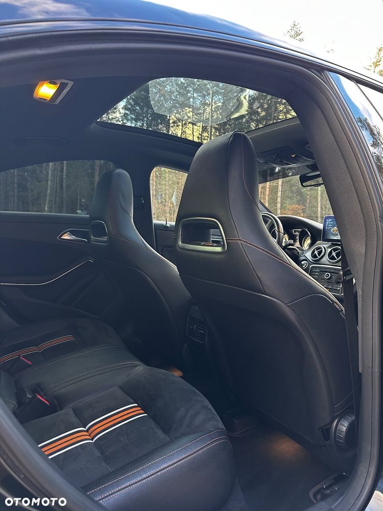 Mercedes-Benz CLA 250 7G-DCT AMG Line - 27