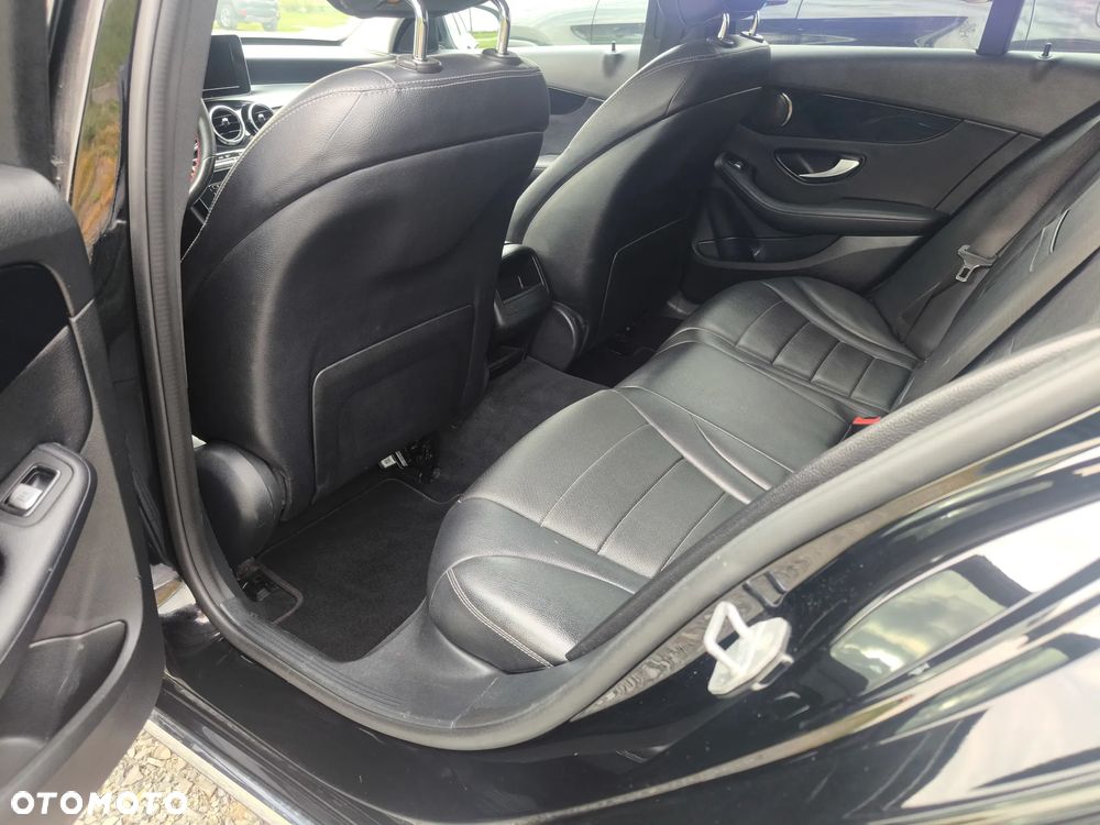 Mercedes-Benz Klasa C 200 d 9G-TRONIC - 6