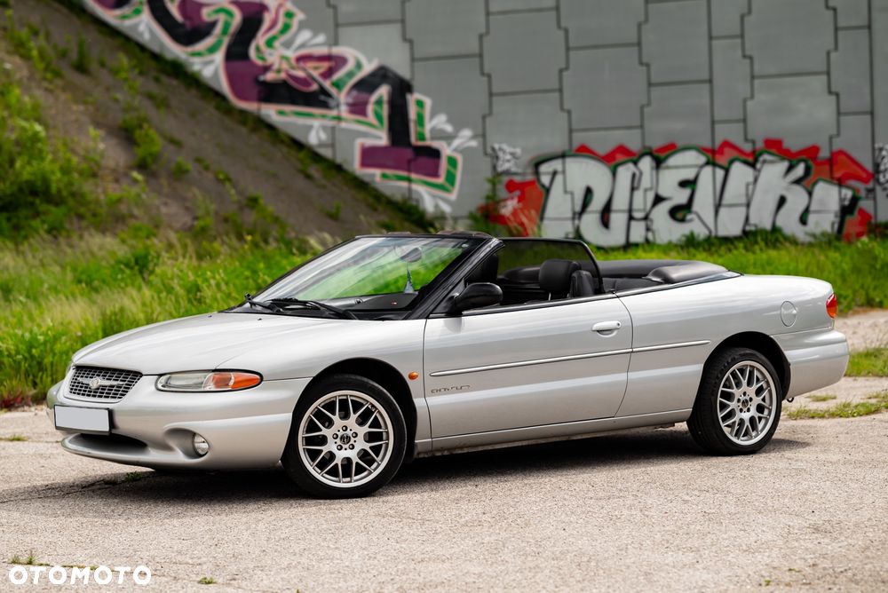 Chrysler Stratus - 10