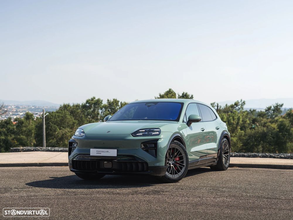 Porsche Cayenne Electric Turbo - 2