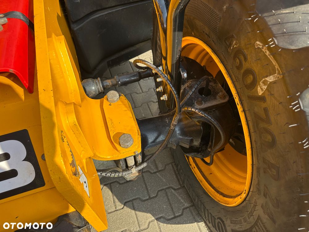 JCB 542-70 Industrial Plus - 14