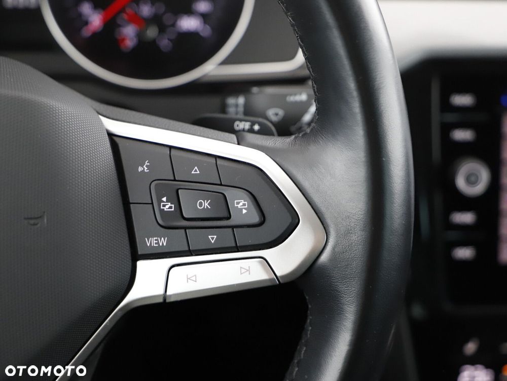 Volkswagen Passat Variant 2.0 TDI EVO Business DSG - 18