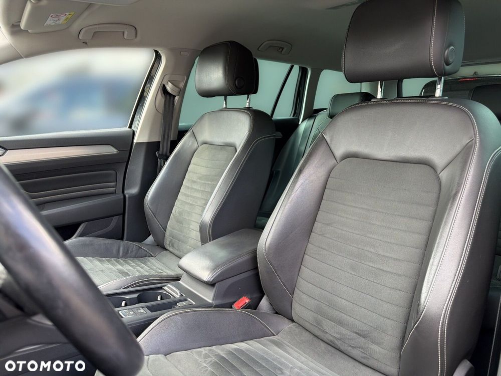Volkswagen Passat - 8