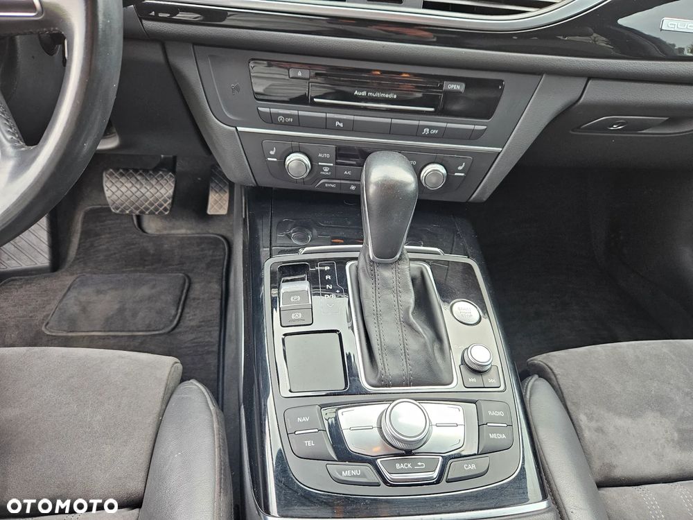 Audi A6 Avant - 13