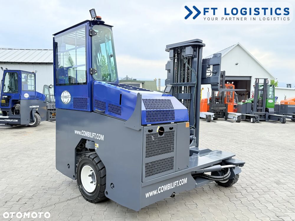 Combilift WÓZEK CZTEROKIERUNKOWY - WIELOKIERUNKOWY | COMBILIFT C4000S | GAS | TRIPLEX 5550MM | POZYCJONER WIDEŁ | WOLNY SKOK | NOWE OPONY | PO SERWISIE | STAN IDEALNY | Szeroka oferta wózków czterokierunkowych i bocznych, dopasowanych do różnorodnych potrzeb i zastosowań - 28
