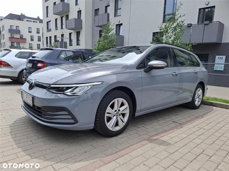 Volkswagen Golf - 1