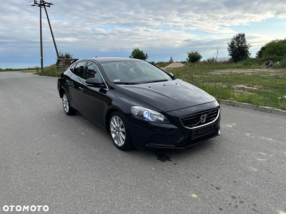 Volvo V40 D2 You - 3
