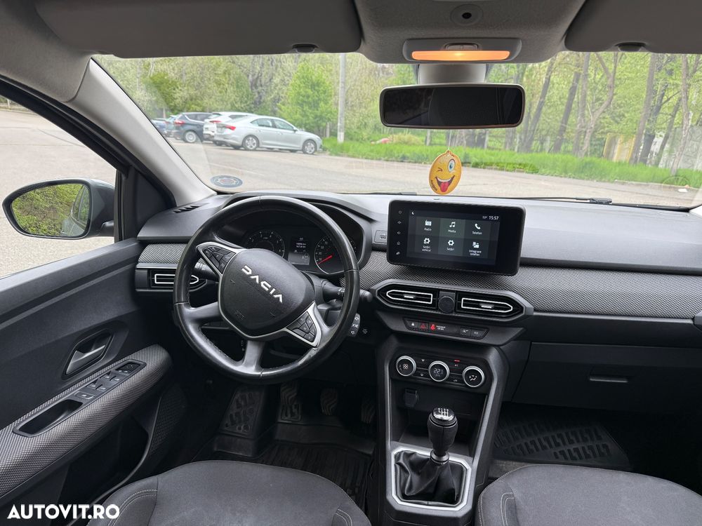 Dacia Logan TCe 90 MT6 Prestige+ - 9