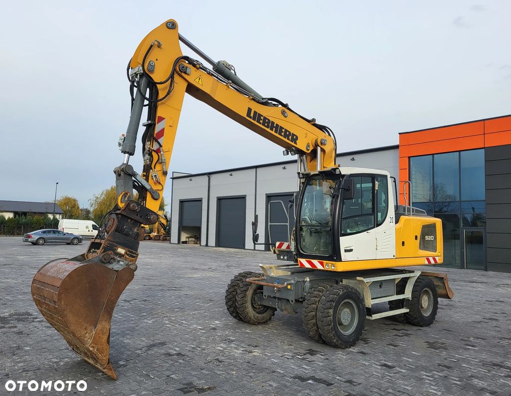 Liebherr A 920 / z Niemiec /