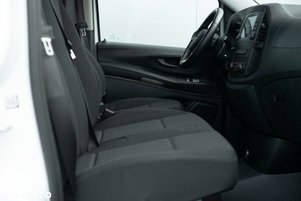 Mercedes-Benz Vito - 24