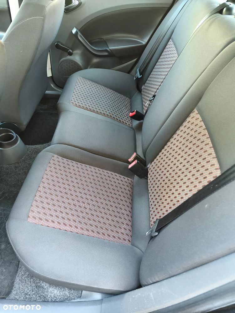 Seat Ibiza 1.4 16V Passion - 8
