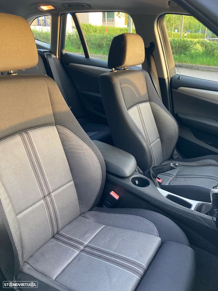 BMW X1 20 d sDrive - 13