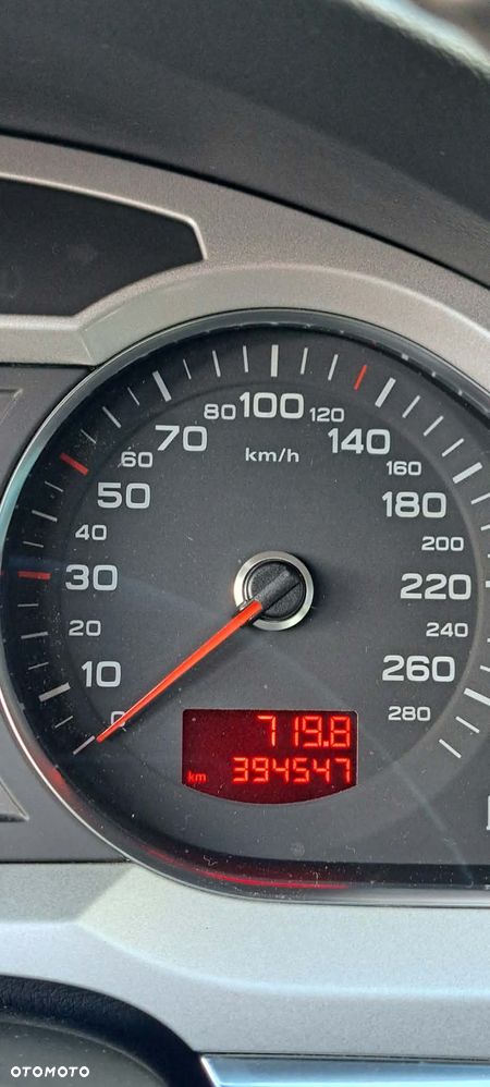Audi A6 Avant - 9