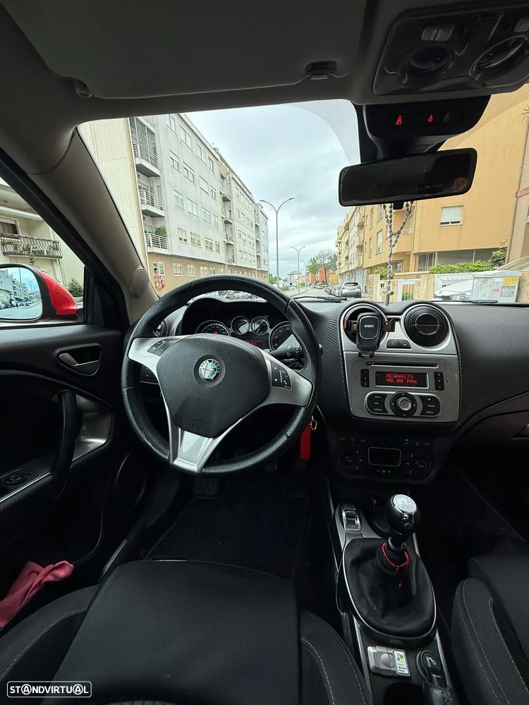 Alfa Romeo MiTo 1.4 T Distinctive - 13