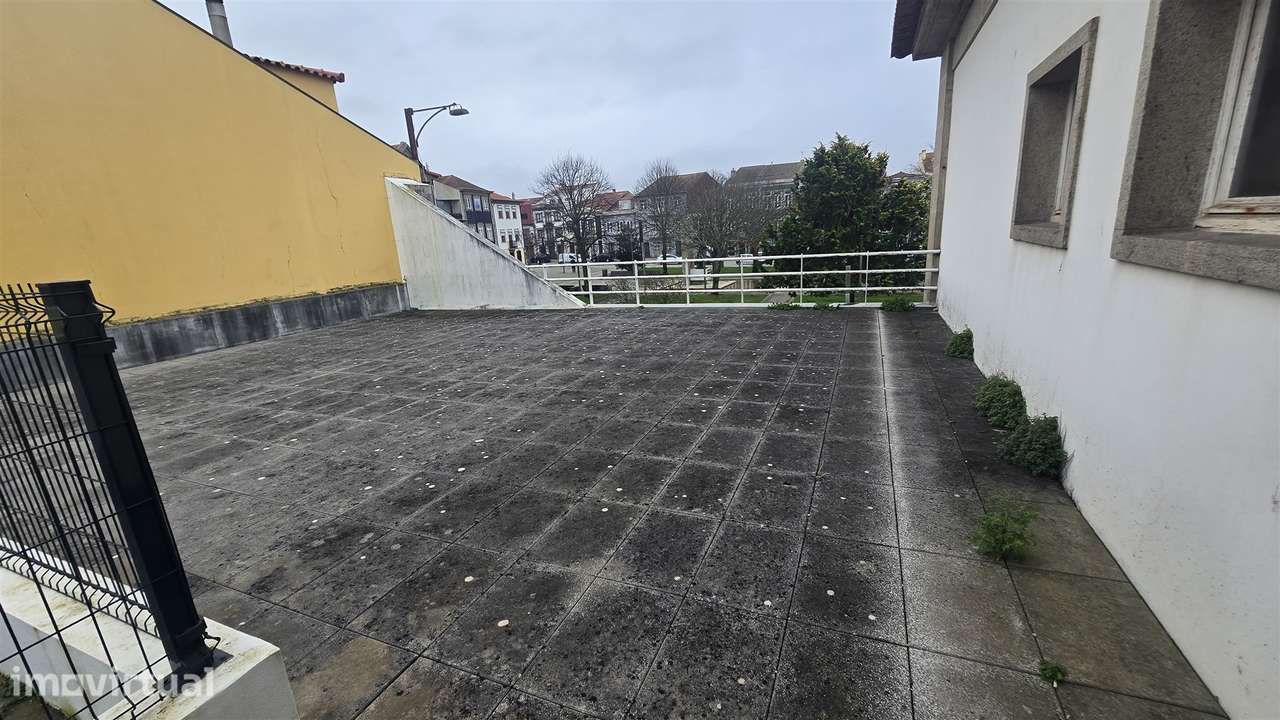 Escritório na Praça do Almada, por cima da CGD - Grande imagem: 5/60