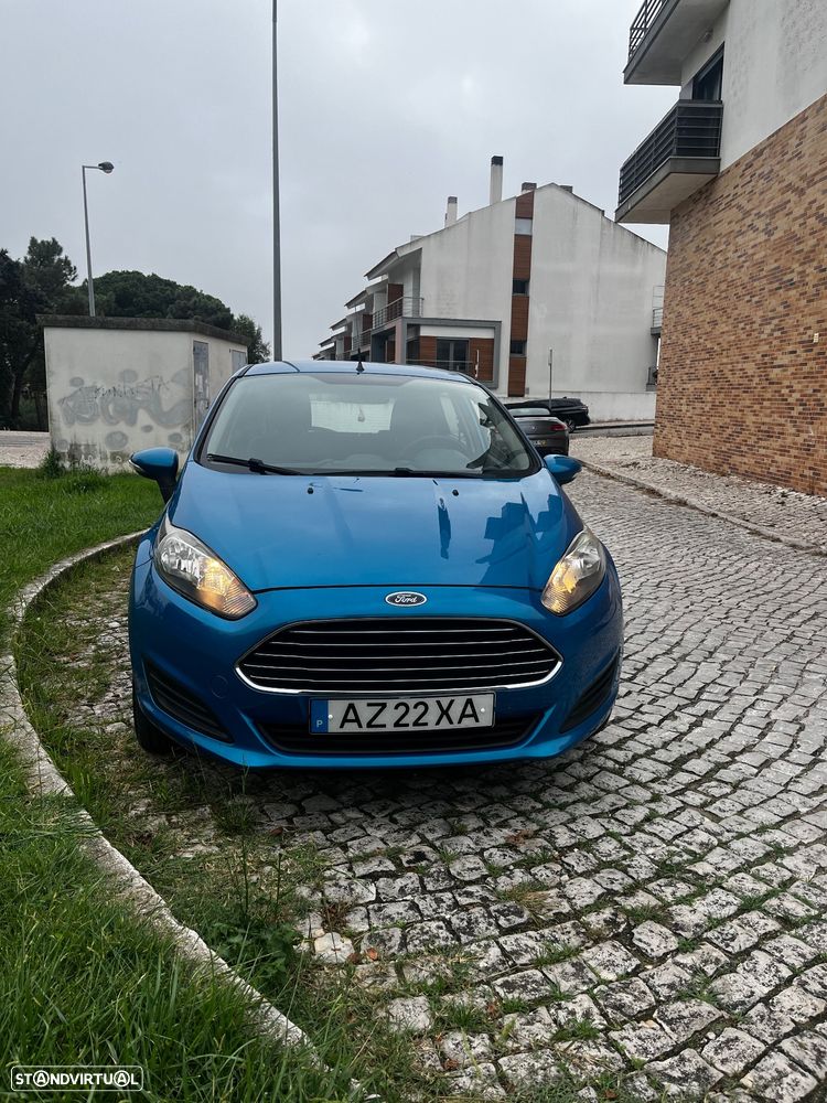 Ford Fiesta 1.0 Ambiente - 2