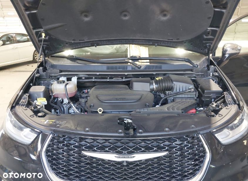 Chrysler Pacifica - 7