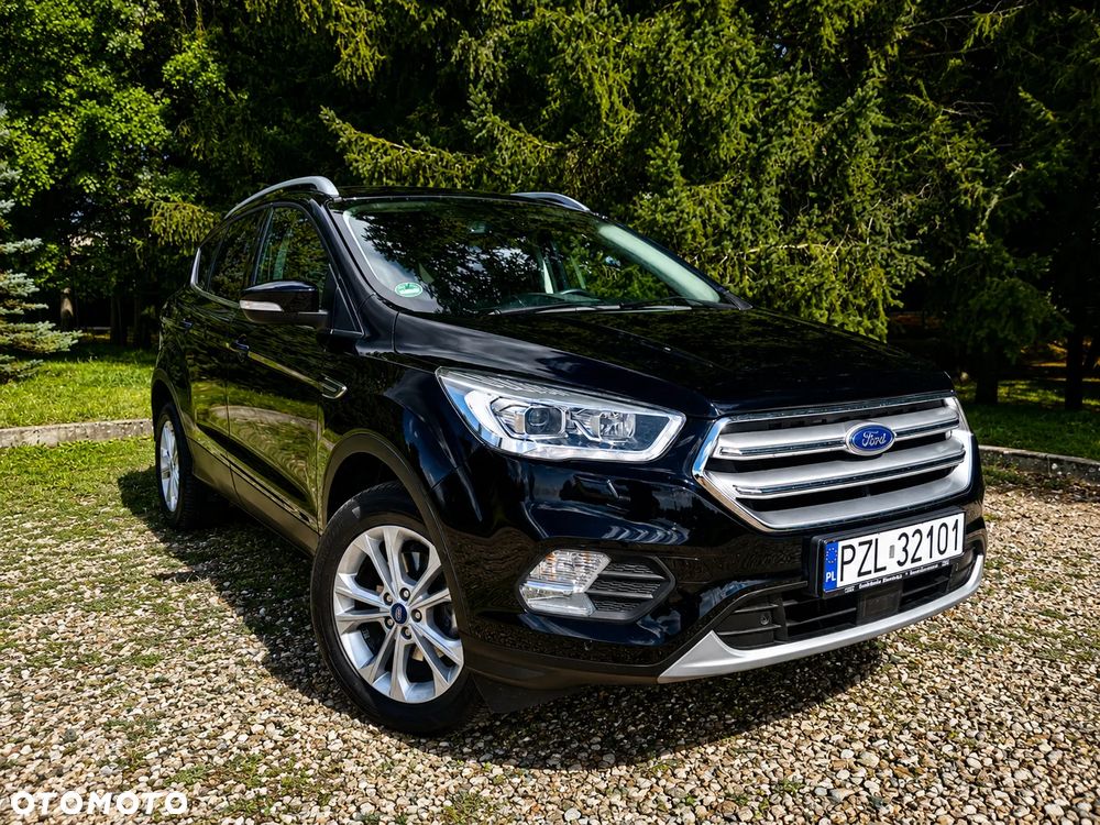 Ford Kuga 1.5 EcoBoost 2x4 Titanium - 2