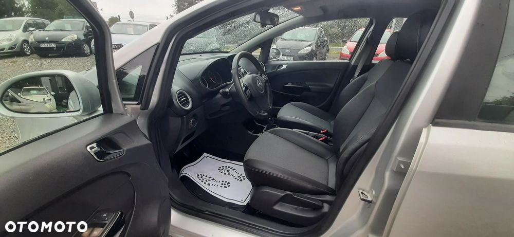 Opel Corsa - 27