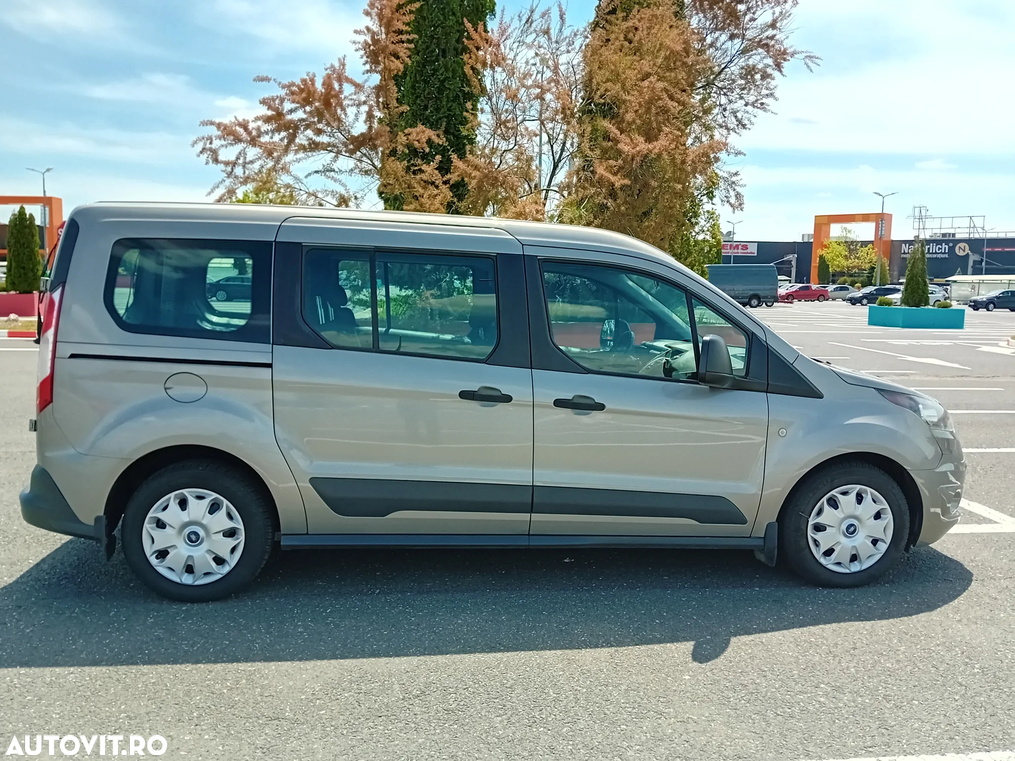 Ford Transit Connect 1.5 TDCI Combi Commercial LWB(L2) N1 Trend - 4