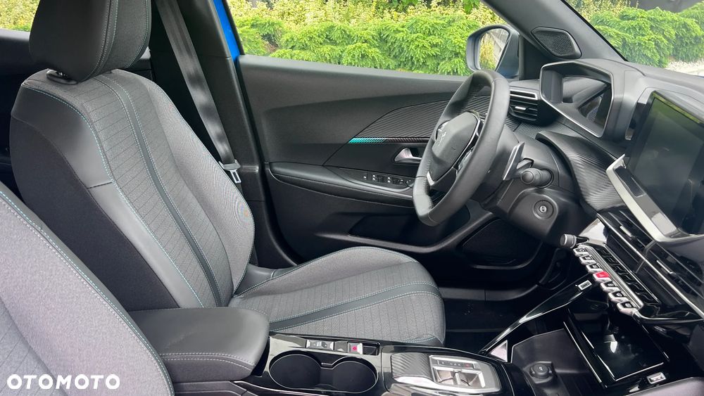 Peugeot 2008 PureTech 130 EAT8 Allure Pack - 14