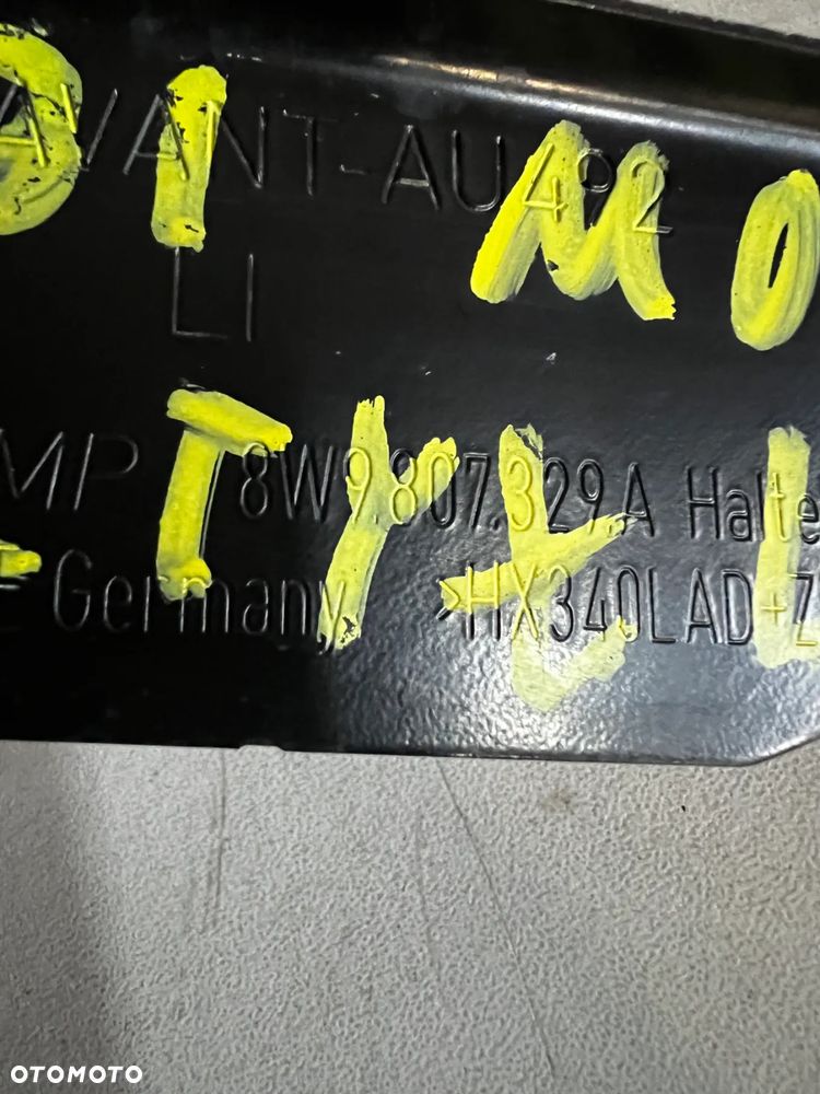 ŚLIZG MOCOWANIE ZDERZAKA A5  A4 B9 LEWY PRAWY TYŁ 8W9807329A 8W9807330A - 2