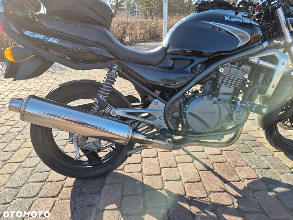 Kawasaki ER - 9