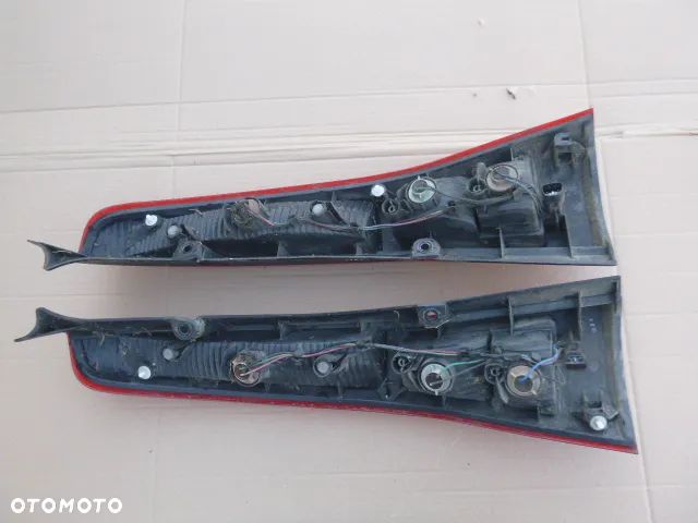 LAMPA LEWY TYŁ LEWA TYLNA PRAWY TYŁ PRAWA TYLNA DAIHATSU CUORE VI 04-08 KOMPLET - 18
