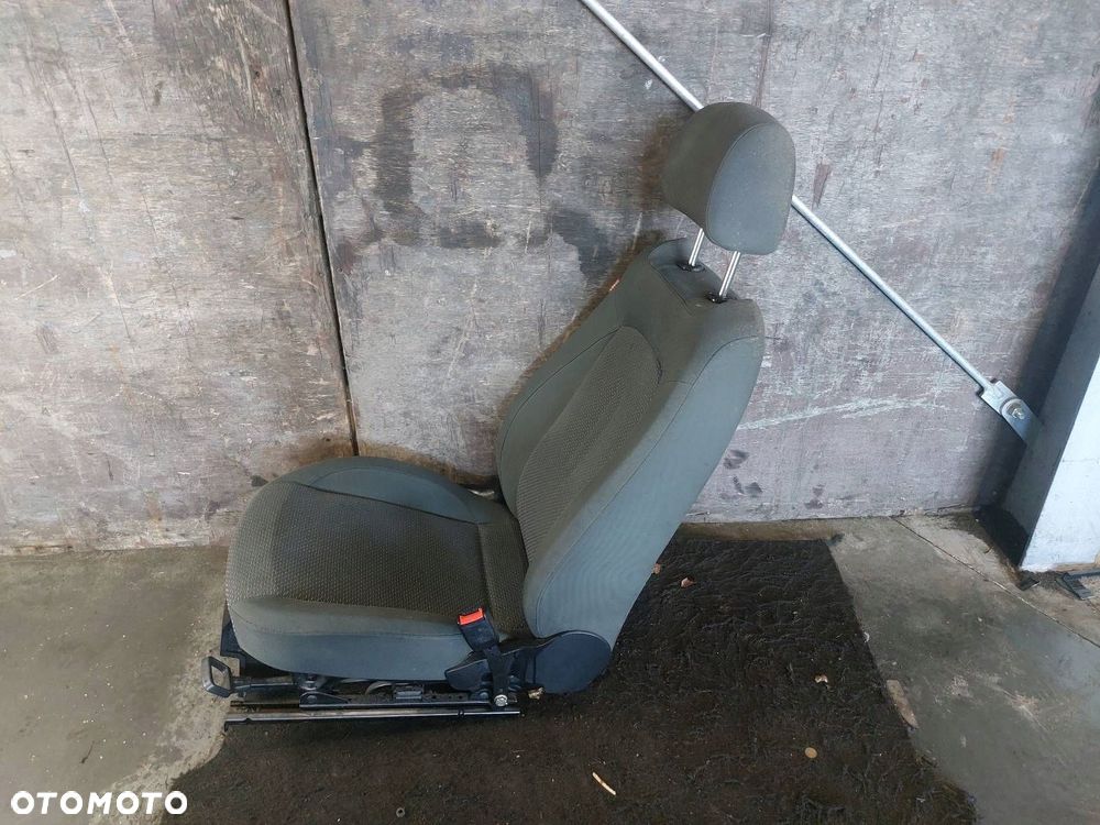 FOTEL PRAWY PRZÓD SEAT TOLEDO III FOTEL PASAŻERA ALTEA I - 2