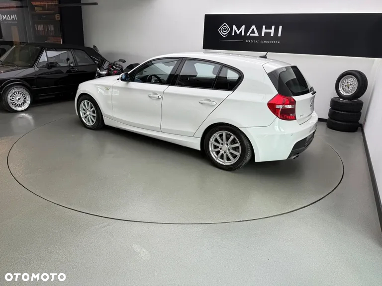 BMW Seria 1 118d DPF Edition Sport - 8